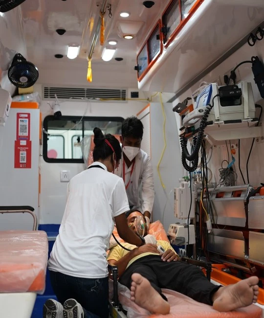 emergency-ambulance-dwarka